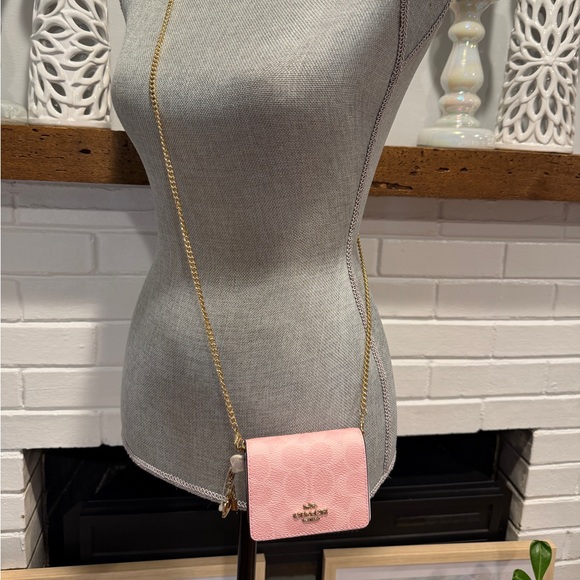 🌸New! Coach! - Picture 3 of 17